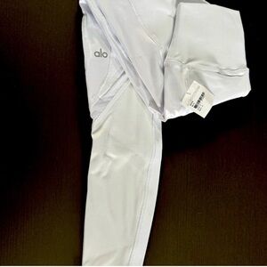 ALO Yoga White Leggings_NWT_Small